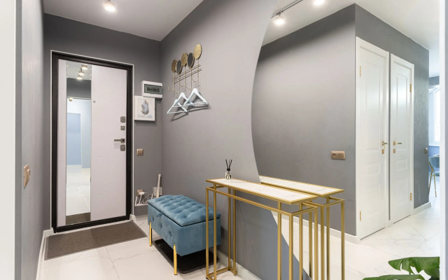 Tryoshka S Vidom Na Rybnuyu Derevnyu Flat