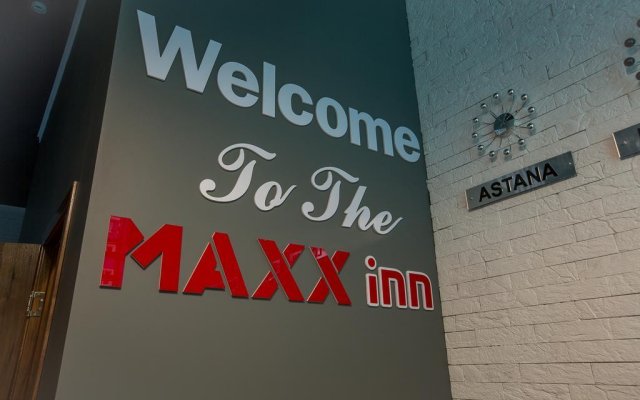 Отель Maxx Inn
