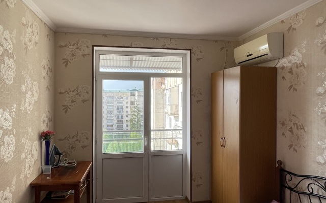 V Tsentre Gagry Flat