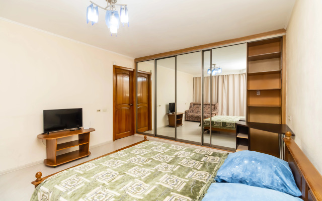 Квартира на Ул Сони Кривой  47