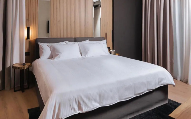 Park Plazza Hotel