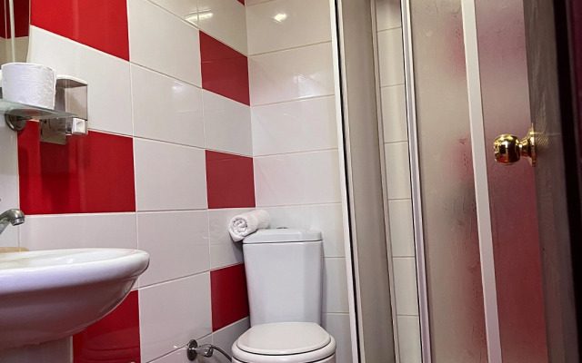 Red White Hotel