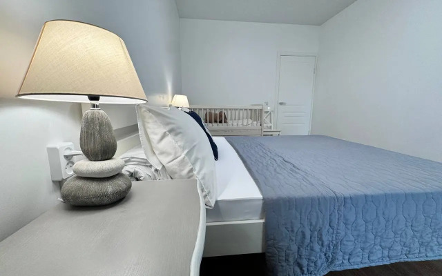 Апартаменты 39квартир с детской кроваткой