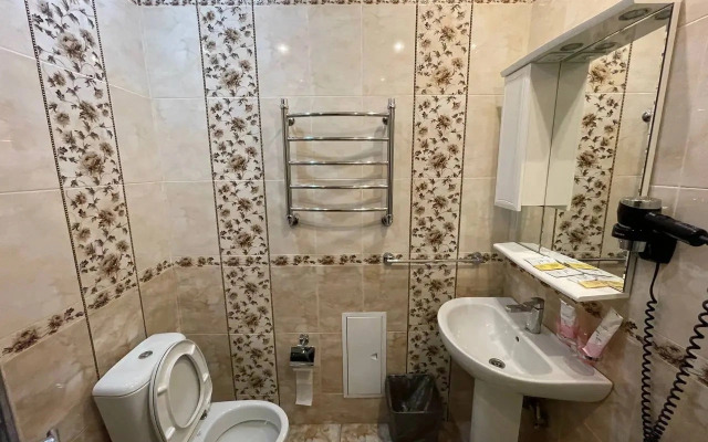 Avtor Hotel