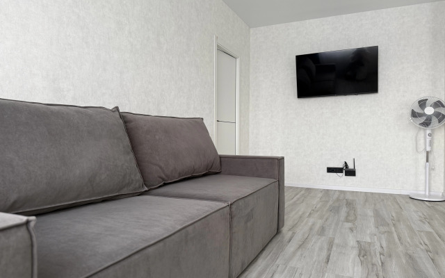 Апартаменты двухкомнатные с балконом