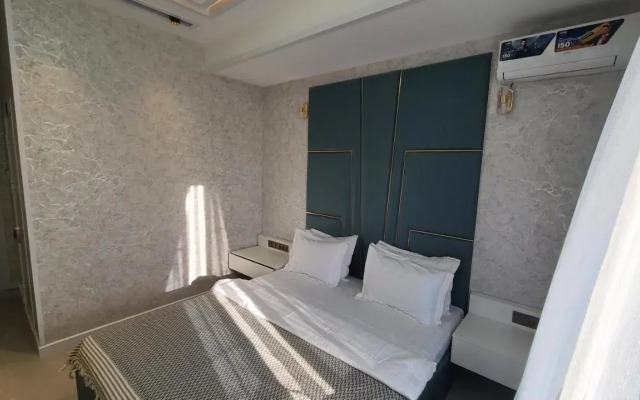 Shedevr Plaza Hotel