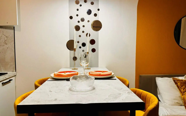 Квартира Студия "Оранжевое настроение" рядом с метро "Ломоносовская"