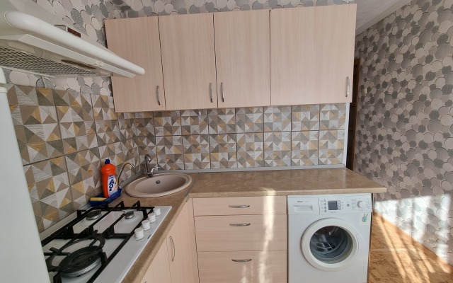 Na Ulitse Zavodskaya 19 Apartments