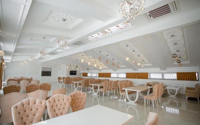 Royal Samarkand Hotel
