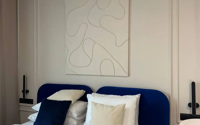 Dockland Apartments