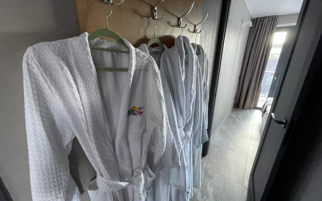 LyaKatyu Guest house