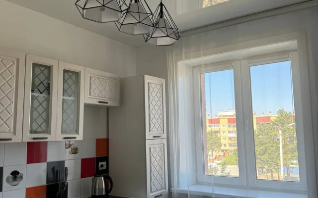 Prostornaya kvartira v 113 kvartale Flat