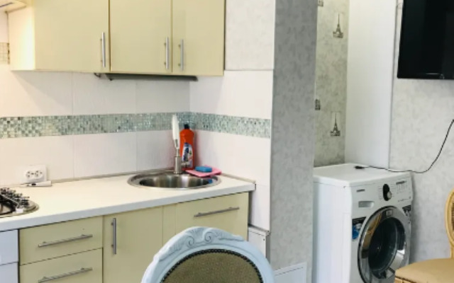 Na Marshala Borzova 105 Apartments
