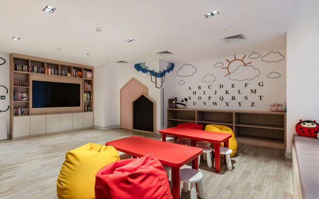 Modern Studio at Paragon Apartments