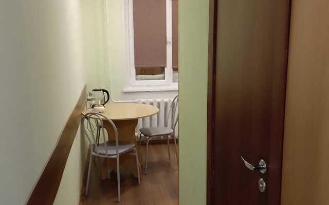 Апартаменты 2-х комнатная на 50 лет Октября 9