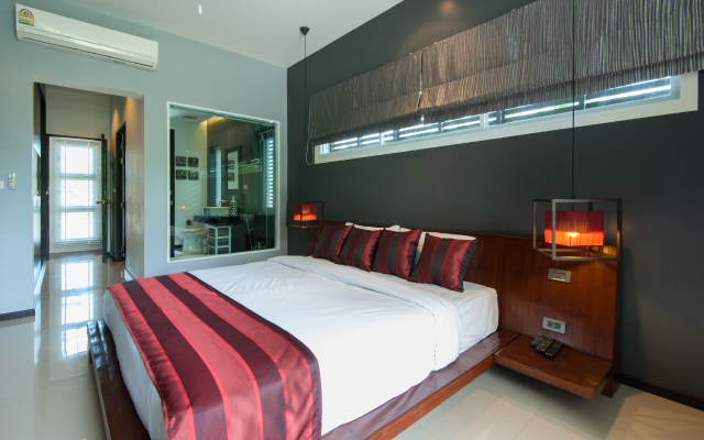 Luxurious Private pool villa near beach Villa
