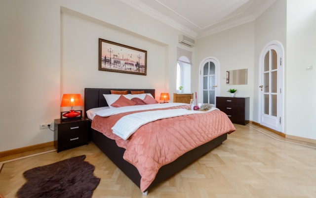 Квартира 5 комнат Пентхауз с видом на Кремль