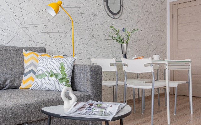 Квартира 8 Марта 202/4