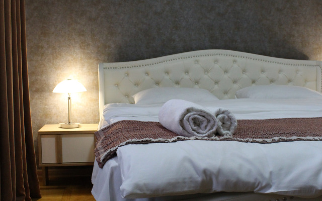 Memory Basket Mini Hotel