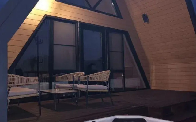 Barnhouse Alena_Aframe Chalet
