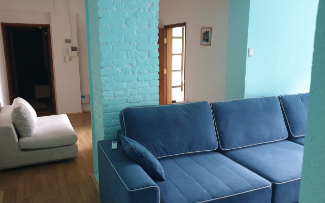 Апартаменты Зеленая лампа Уткинская 10