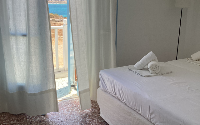Windmill Rooms Hotel
