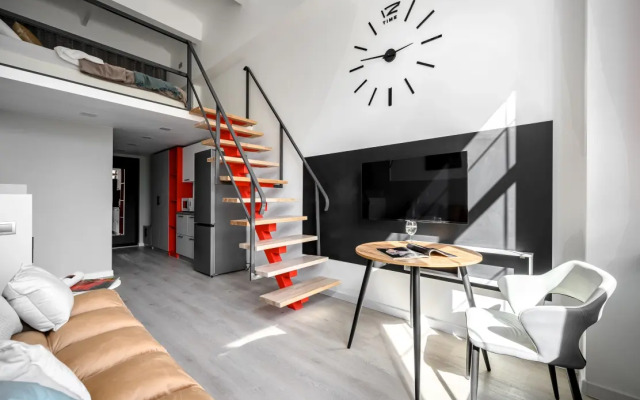 Apartments Queenstay Red Nyuans Na Voykovskoy