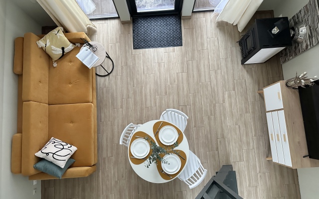 Barnhaus №1 s drovyanoj banej i goryachej kupel'yu, na 7 gostej Private House