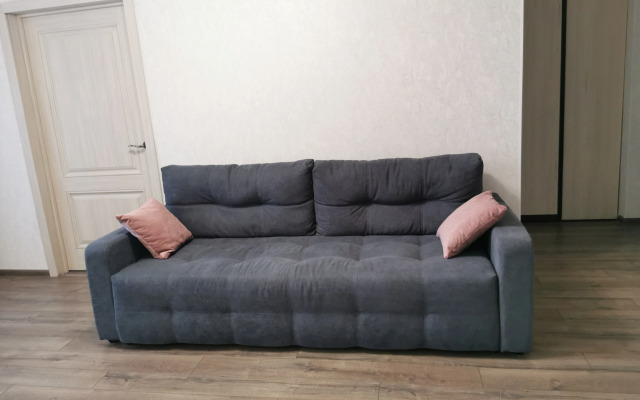 V Tsentre U Pogankinykh  I Menshikovykh Palat Flat