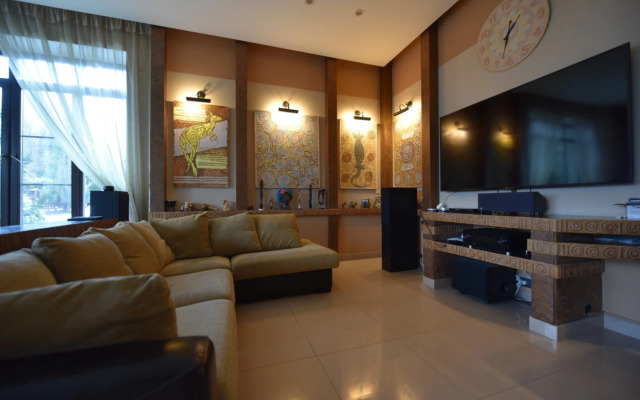 Частный дом Коттедж 3-х этажный