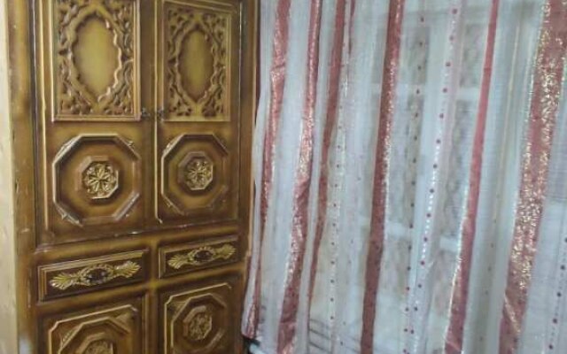 Ozod  Guest House