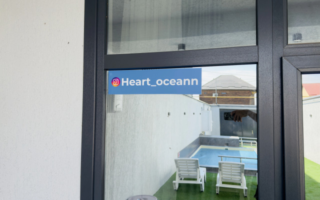 Гостевой дом Дом с бассейном на берегу