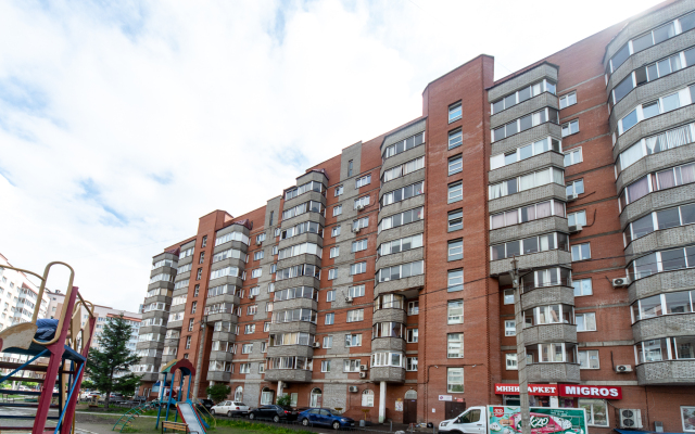 Vozle Trts Planeta 4 Spalnykh Mesta Flat