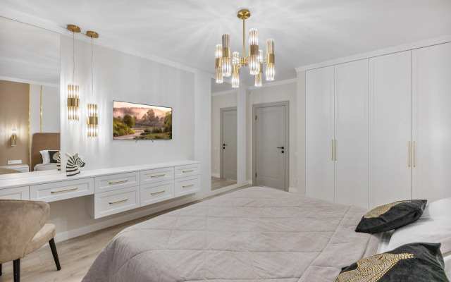 Апартаменты Juls Apart в элитном ЖК с большим балконом