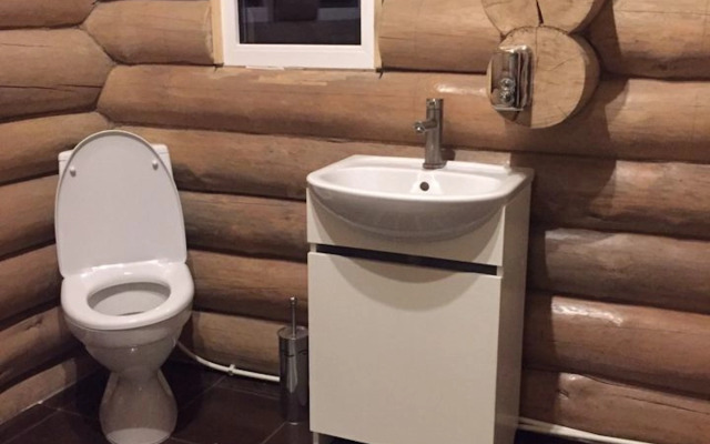 Частный дом c бaнeй у озepa Хэпоярви