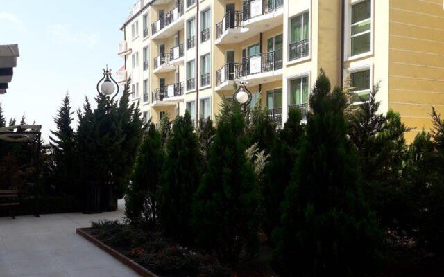 Taliana Beach Residence Apartment