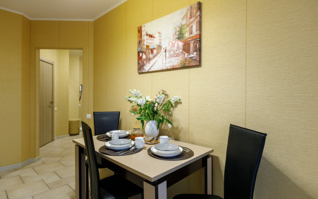 Апартаменты на Революционной 4