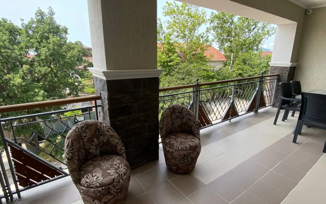 Valencia Guest House