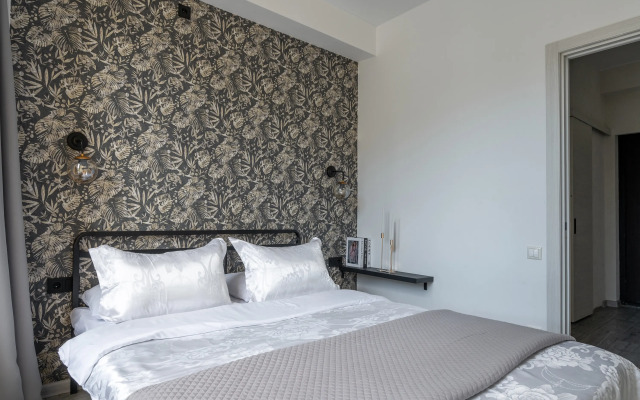 Uyutnaya vozle gornoj reki. Kvatro 28 Flat