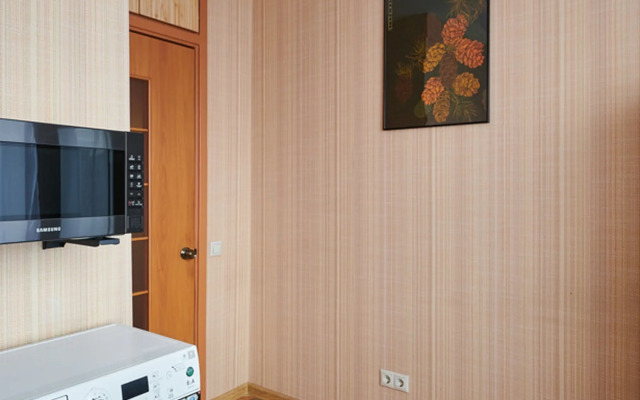 Na Sayanskoy Flat