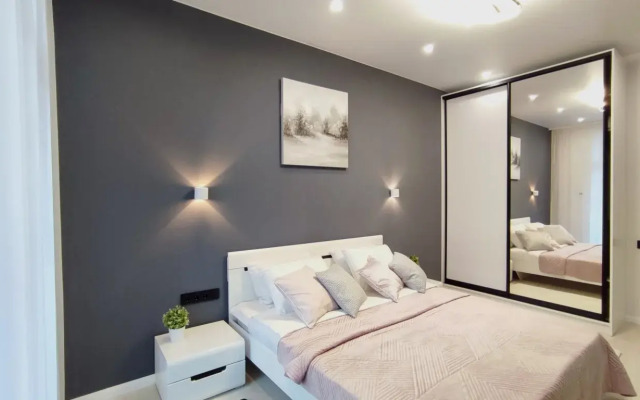 2kh Komnatnye Apartamenty Kranzdeluxe White 1