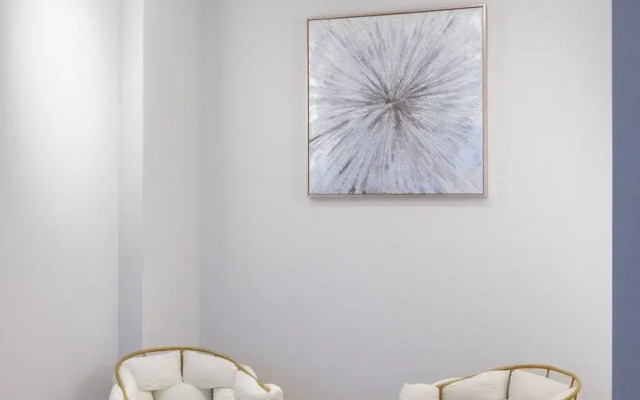 Atmosfera-White Apartments
