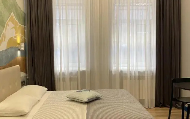 Апартаменты Каретная 1