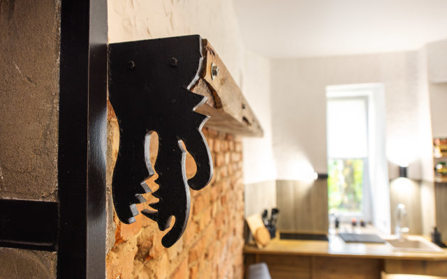 Flat s Parkovkoy i Otdelnym Vkhodom