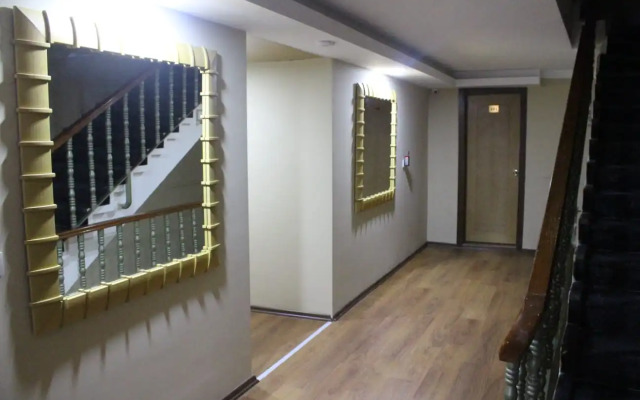 Nest Hotel