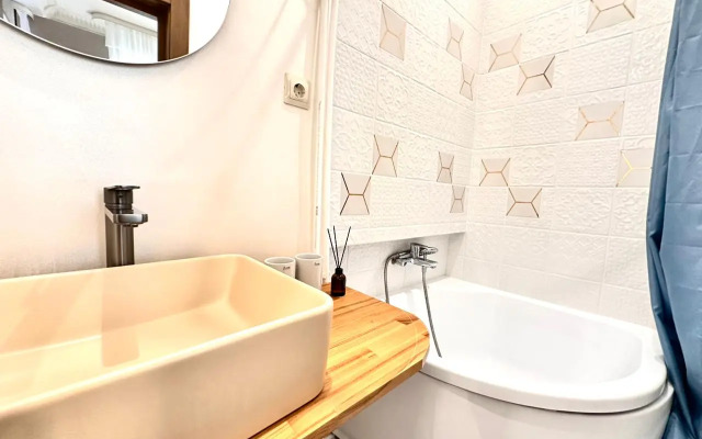 Easyguest Ryadom S Tavricheskim Parkom Flat