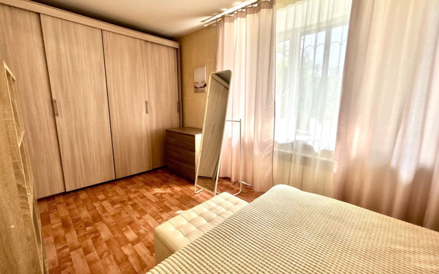 Квартира двухкомнатная в тихом центре Екатеринбурга