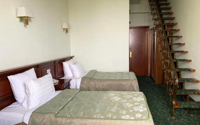 Hotel Russia