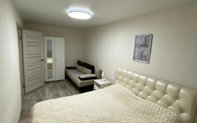 Апартаменты Ленина 3