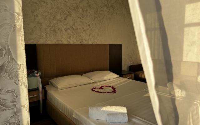 Delfin Guest House
